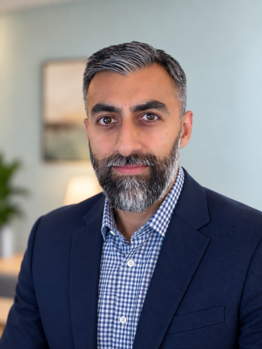 Dr. Tab Shamsi